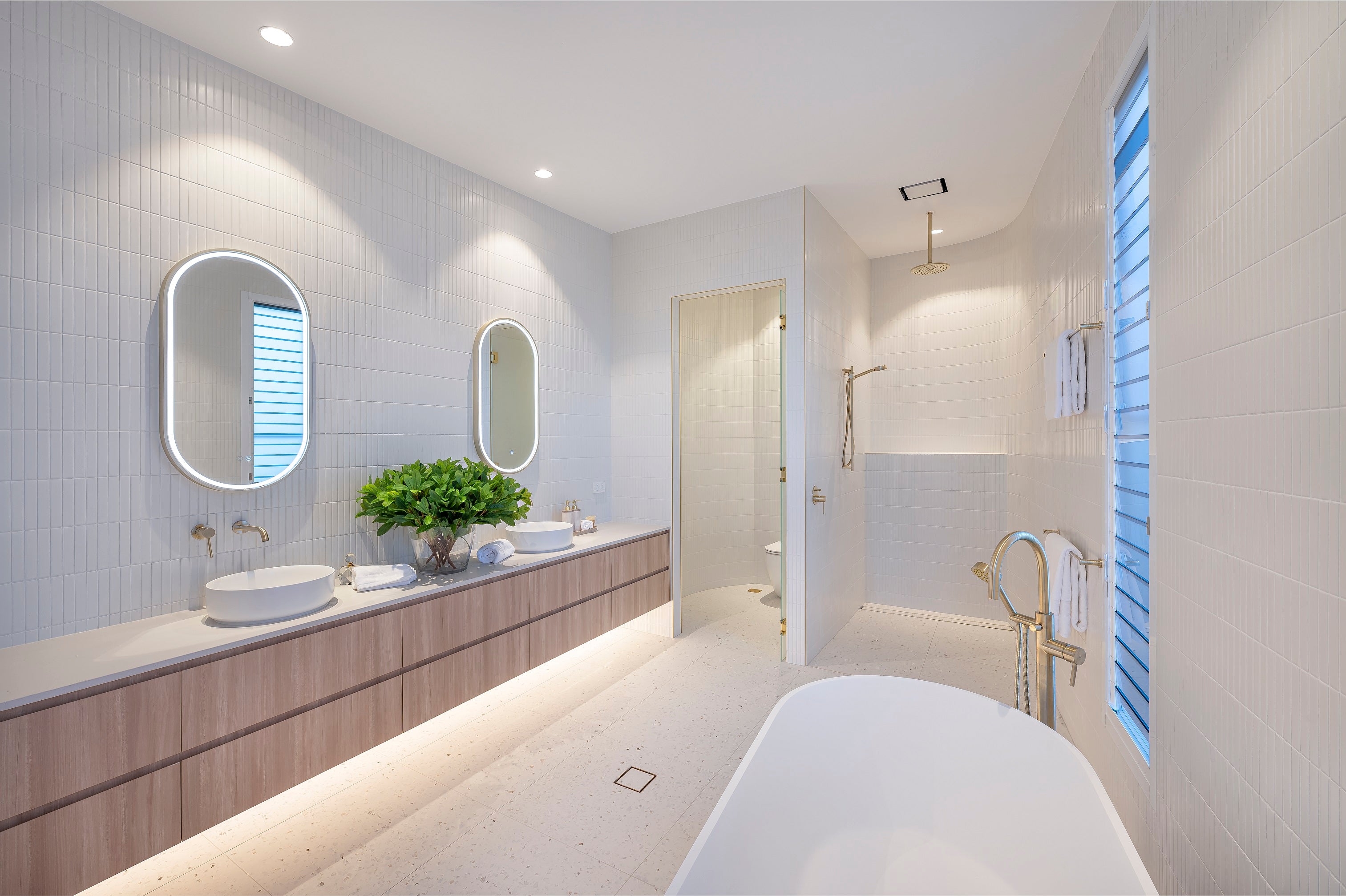 Knee Deep Adjustable